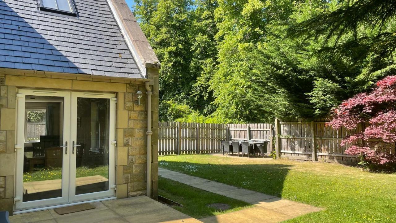 Estate Houses At Carberry Tower EDI Exterior photo